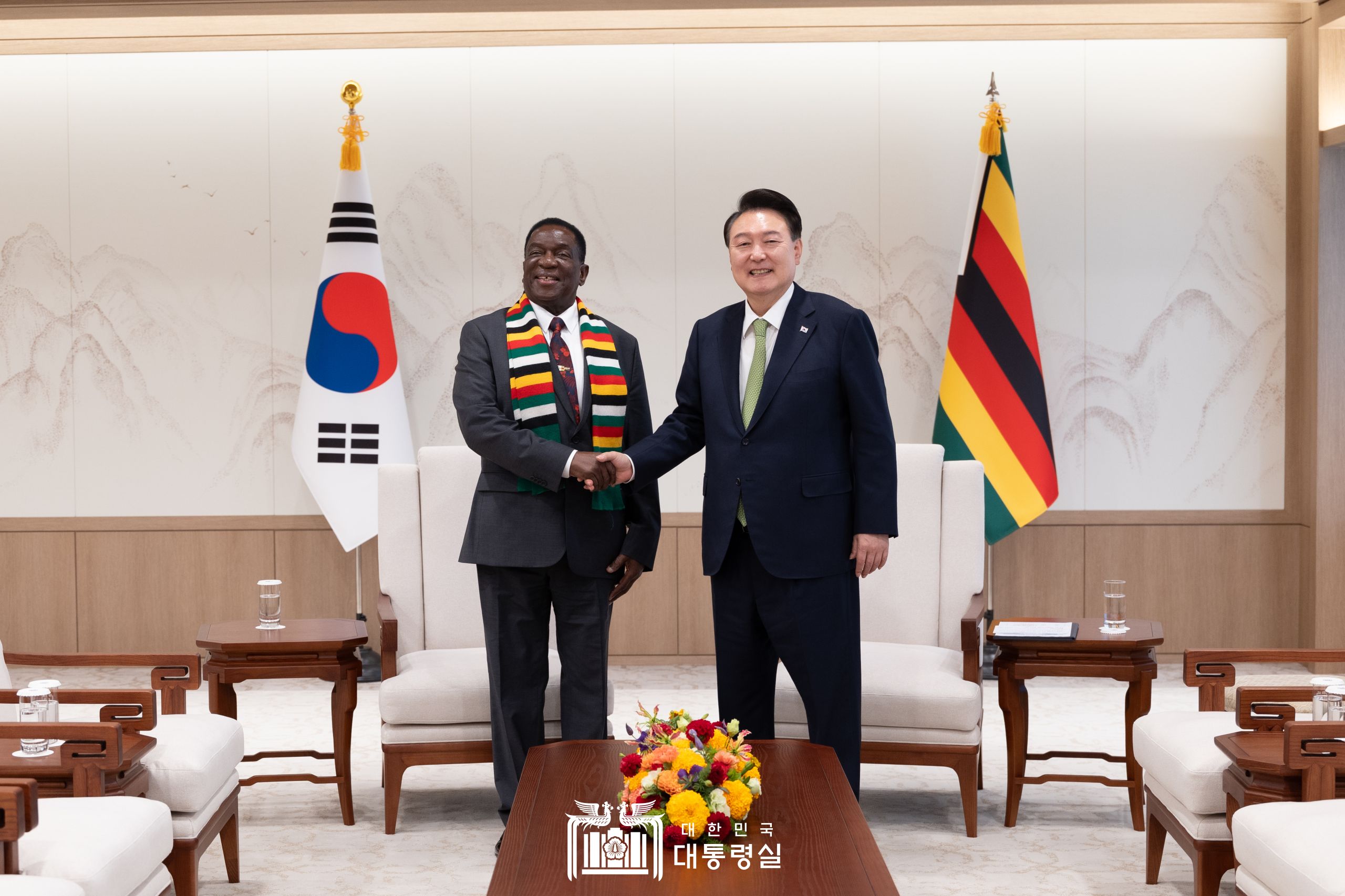 윤석열&nbsp;대통령, 한-아프리카 정상회의 계기 6개 아프리카 국가 정상들과 양자 회담 개최